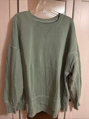 SO women’s Crewneck Sweatshirt in Sage Green